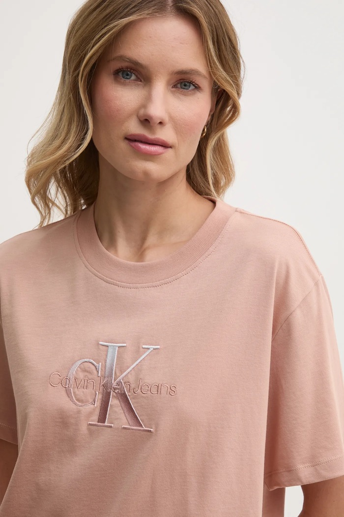 Тениска Calvin Klein Jeans свободна оранжев J20J224798