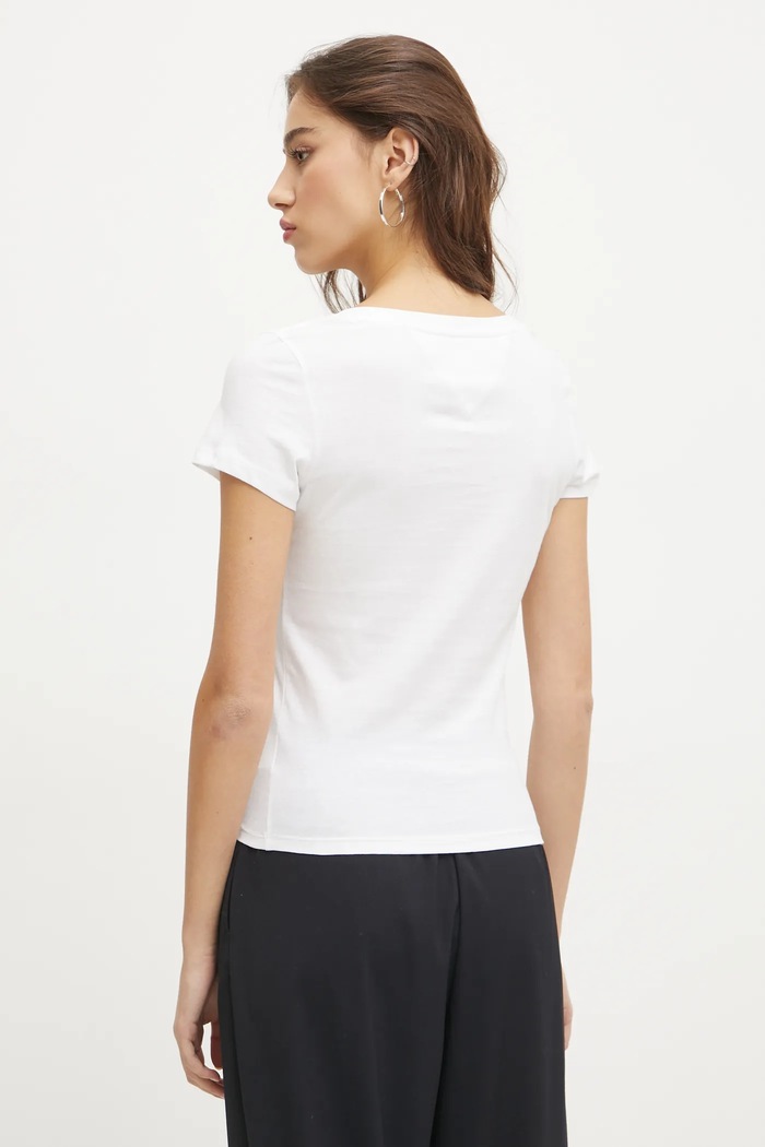 Oblečení Tommy Jeans Tričko dámské bavlněné DW0DW20458 bílá