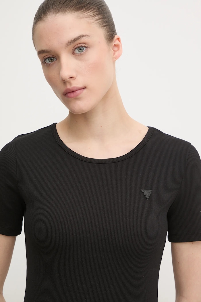 Guess t-shirt STEFFI elasztánnal fekete V5RI04.KCLH0