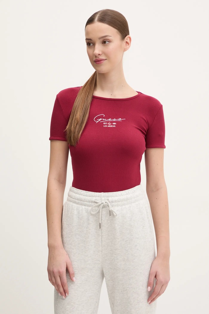Tričko Guess SUZANNE nášivka burgundské V5RP00.KBCO2