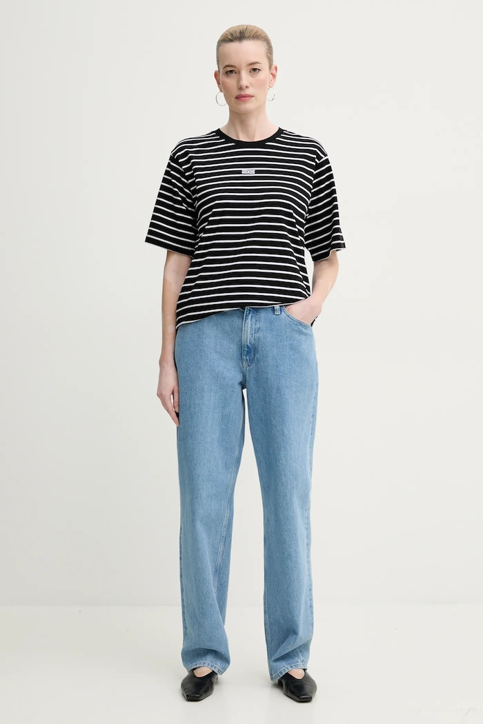 Gestuz t-shirt 10909343 czarny SS25