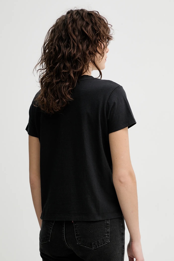 Oblečenie Tričko Levi's BOXY VNECK TEE A8774 čierna