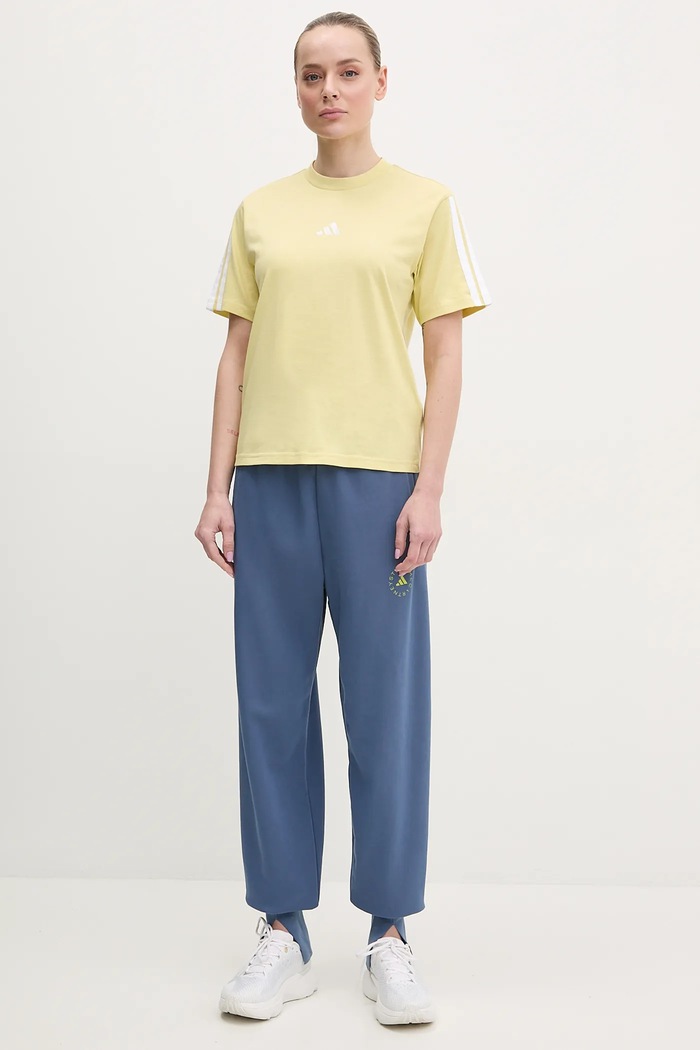 adidas T-shirt bawełniany Essentials JM2406 żółty SS25