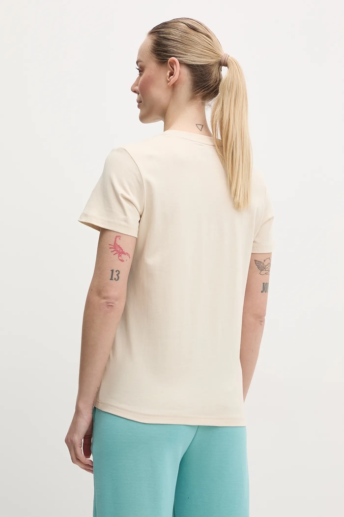 Abbigliamento Helly Hansen t-shirt in cotone CORE GRAPHIC 54592 beige