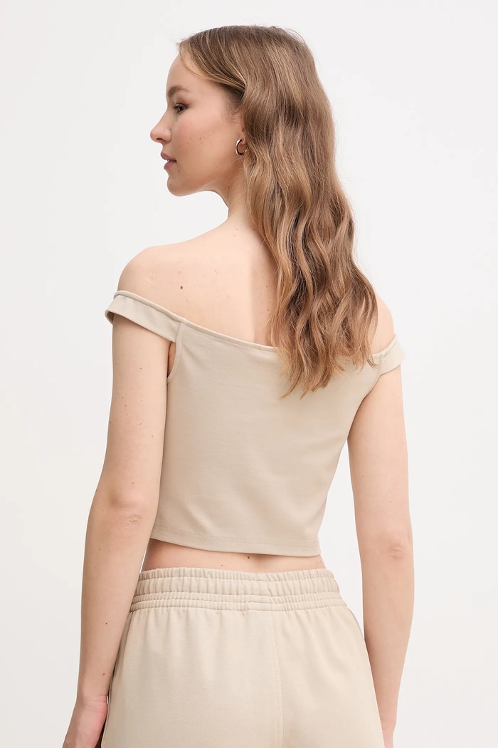 Oblečenie Top Calvin Klein Jeans J20J225542 béžová