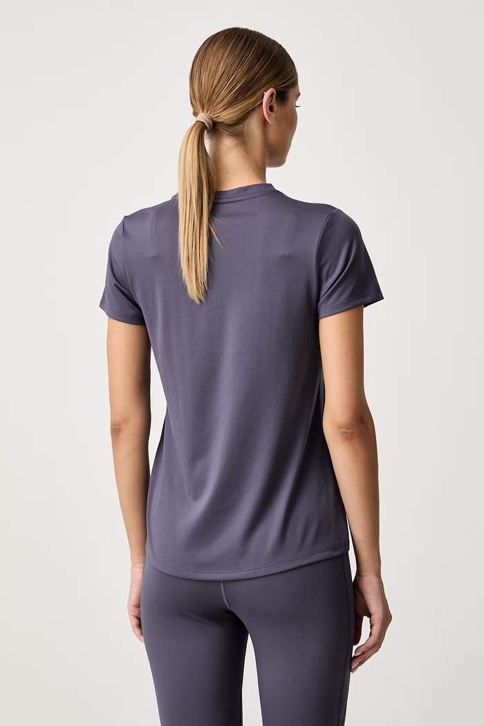 Oblečení Puma tréninkové tričko dámské Essential Crew 527177 fialová