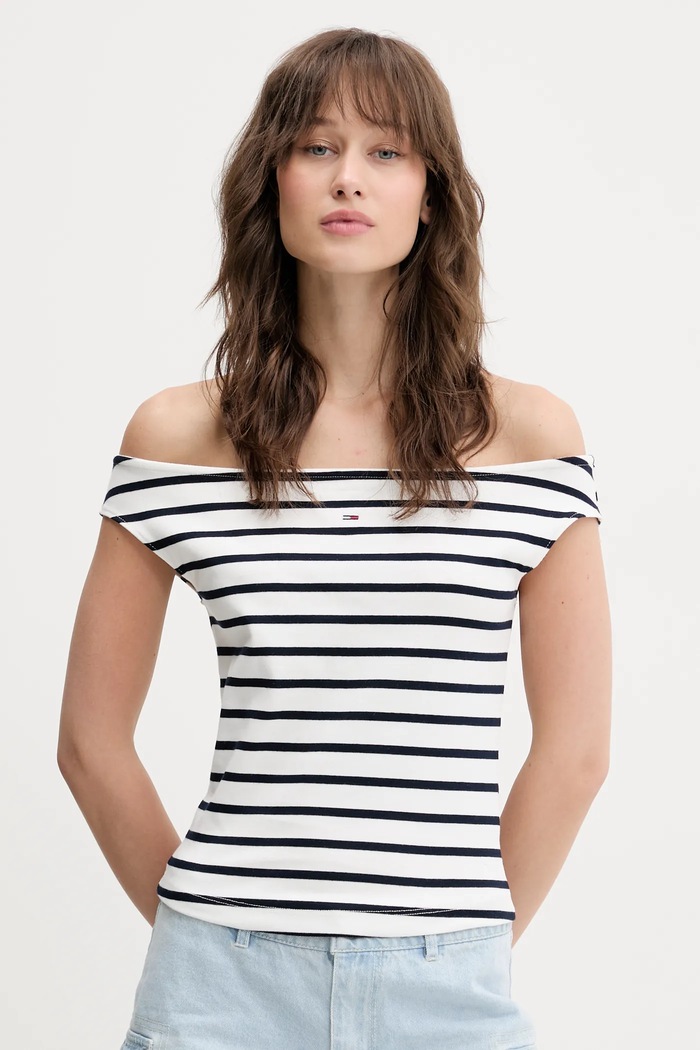 Топ Tommy Jeans вталена бял DW0DW20234