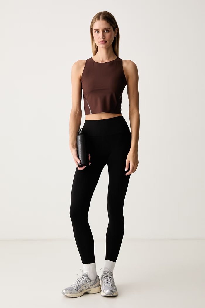 Casall Top treningowy damski Sculpture 25004 brązowy AW25
