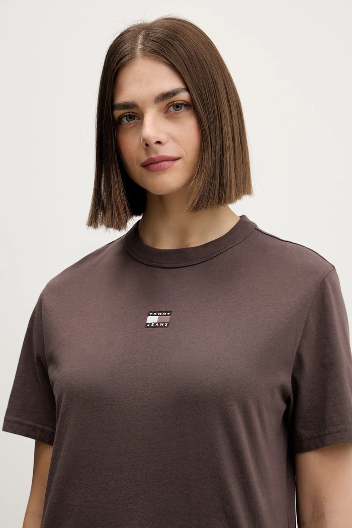 Tommy Jeans tricou din bumbac maro DW0DW22202