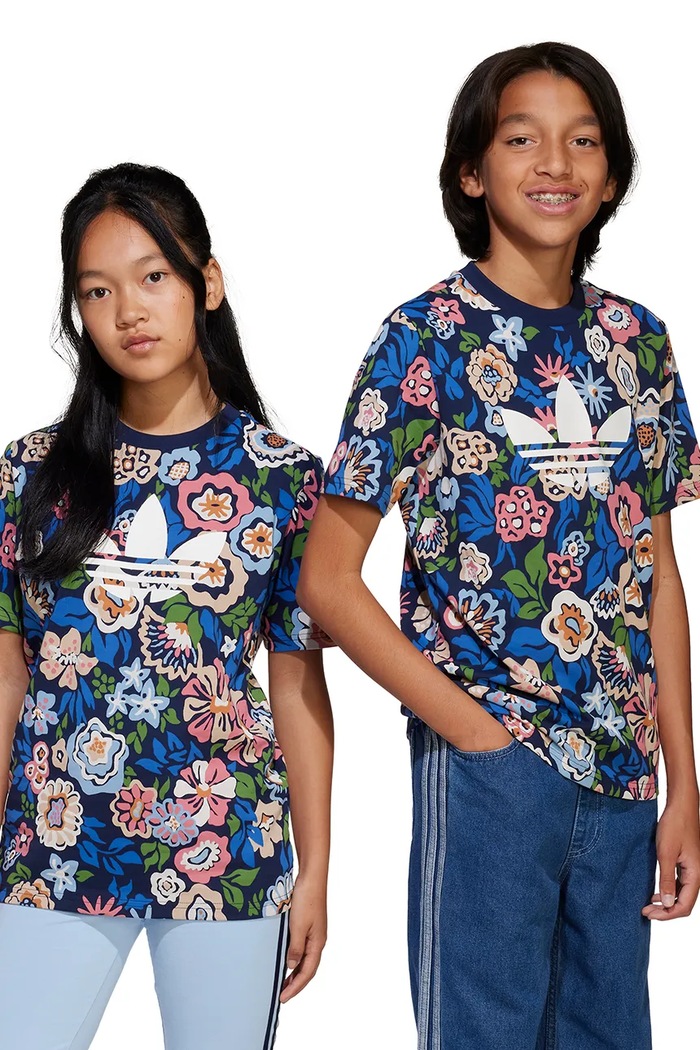 Дитяча бавовняна футболка adidas Originals візерунок темно-синій JD0527