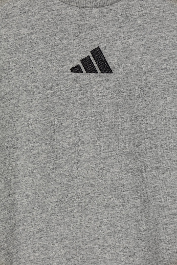 Dětské bavlněné tričko adidas šedá JD6486