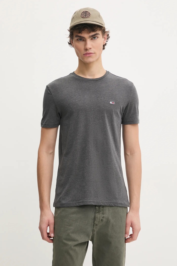 Tommy Jeans tričko pánske jednofarebný sivá DM0DM20363