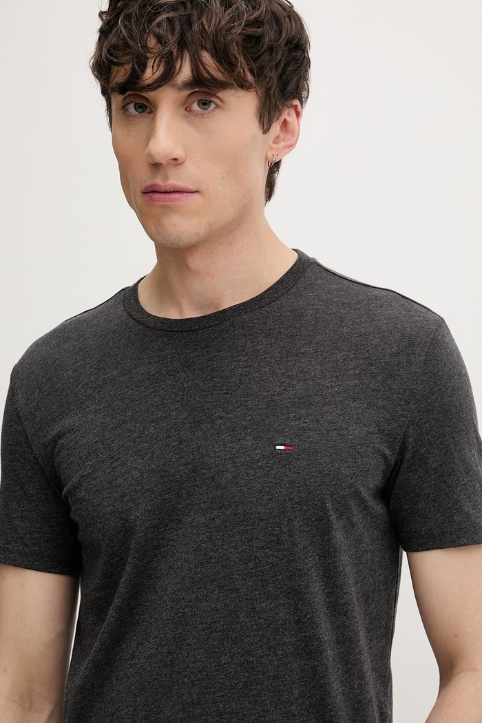 Tommy Jeans tričko pánske sivá DM0DM20363