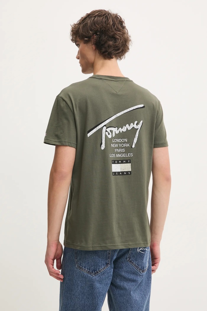 Oblačila Bombažna kratka majica Tommy Jeans DM0DM21106 zelena
