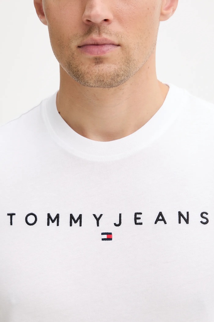 Tričko pánské bavlněné Tommy Jeans DM0DM20744 bílá