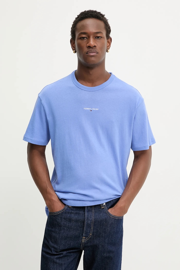 Pamučna majica Tommy Jeans ljubičasta DM0DM21110