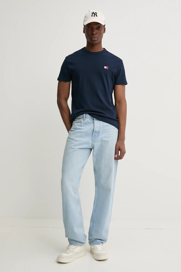 Tommy Jeans tričko pánske bavlnené DM0DM20322 tmavomodrá AW25