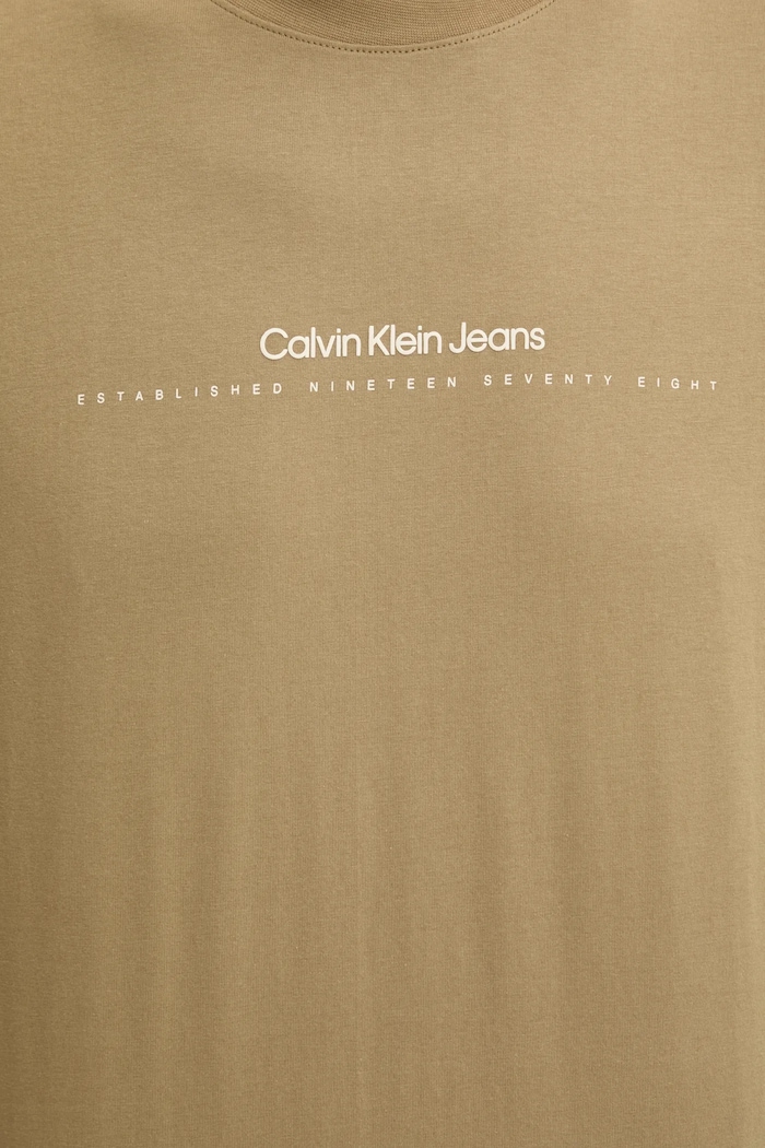 Памучна тениска Calvin Klein Jeans J30J327075 зелен