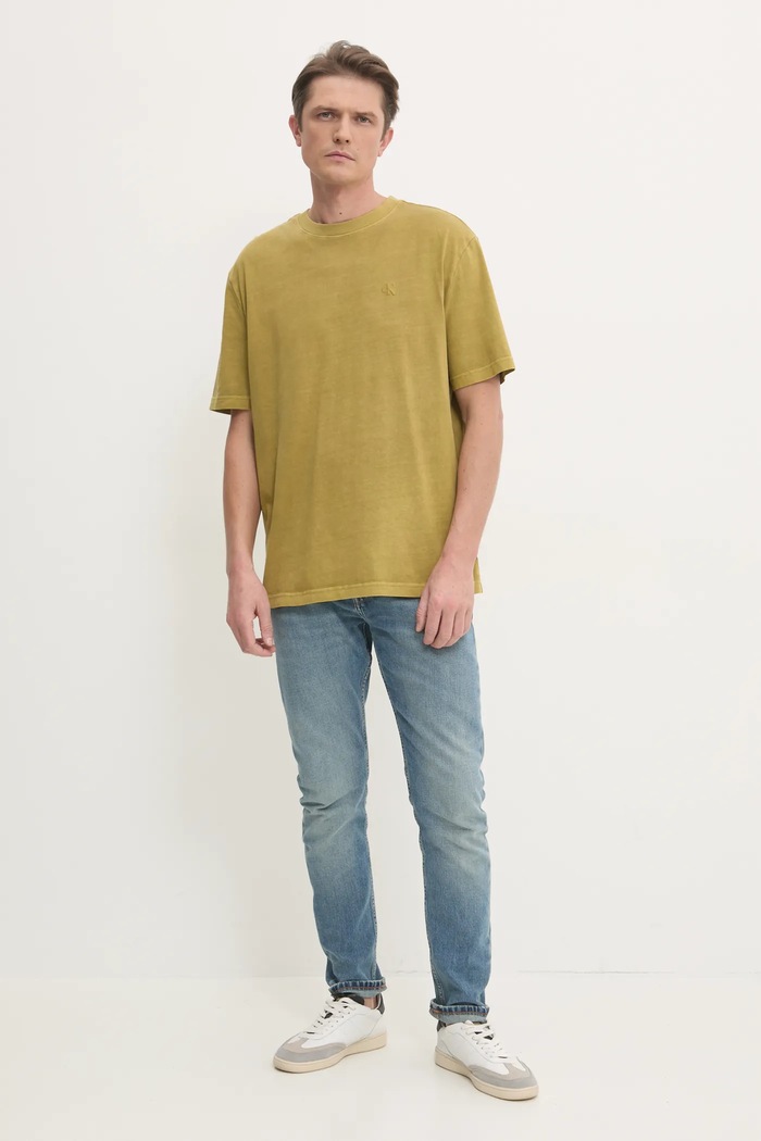 Bavlněné tričko Calvin Klein Jeans J30J327078 zelená SS25