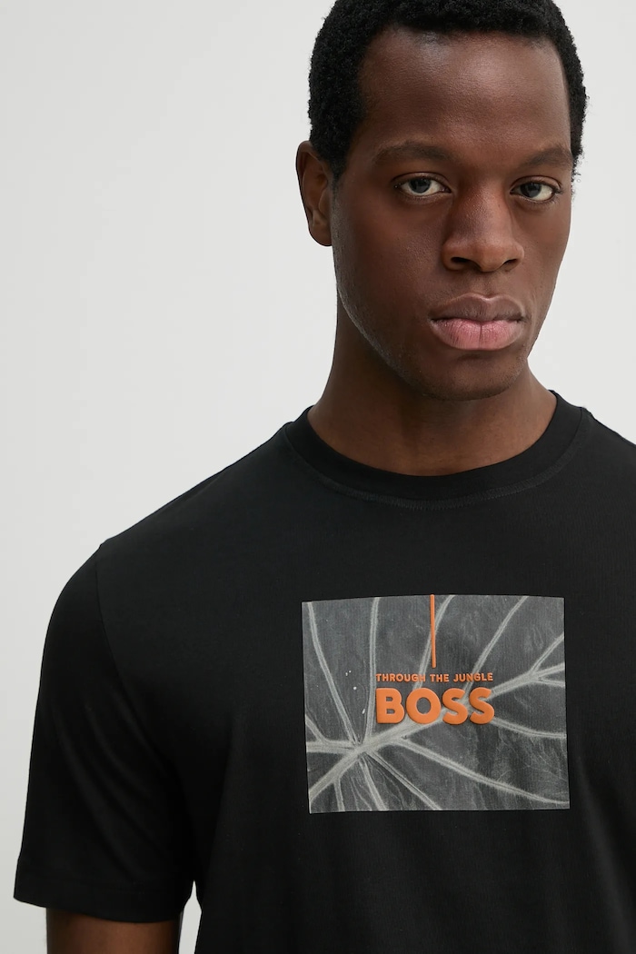 Βαμβακερό μπλουζάκι BOSS Orange μαύρο 50535112
