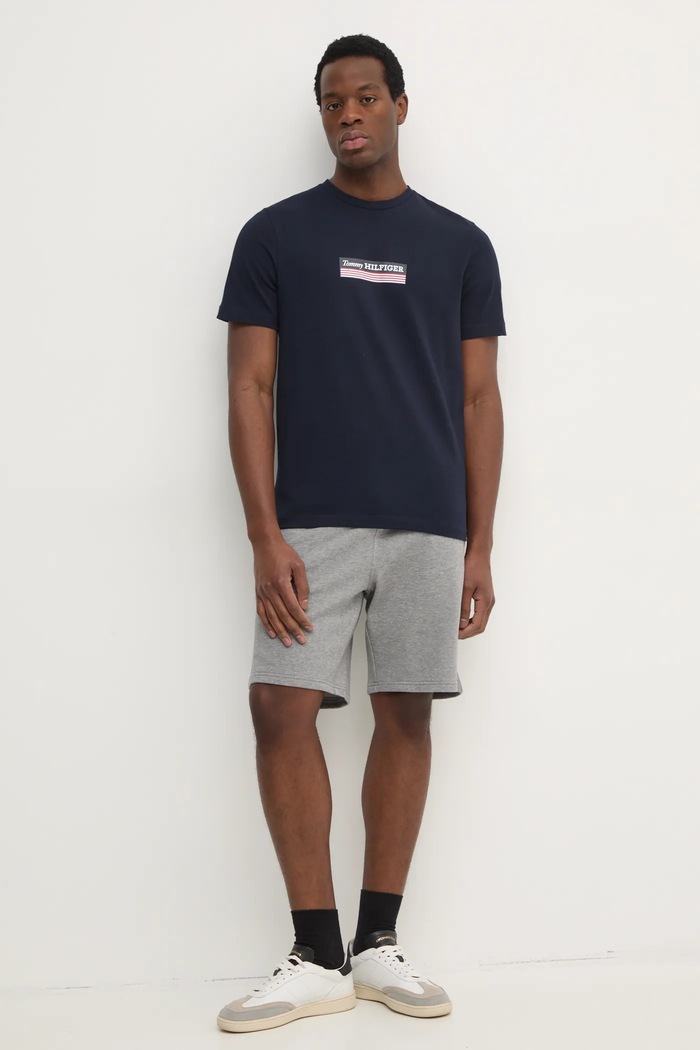 Bombažna kratka majica Tommy Hilfiger MW0MW38079 mornarsko modra SS25