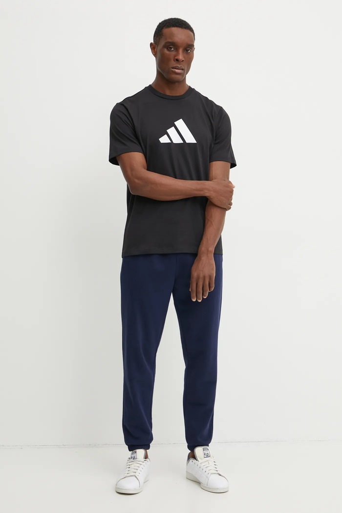 adidas t-shirt bawełniany Future Icons JI8770 czarny SS25