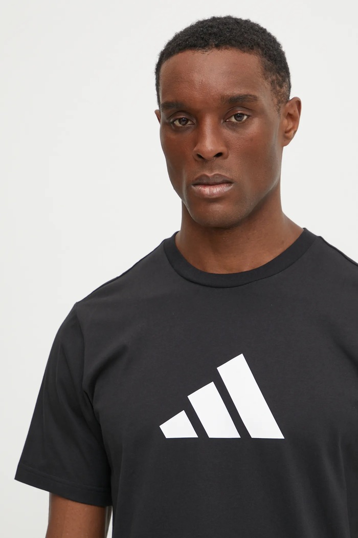 adidas t-shirt bawełniany Future Icons czarny JI8770