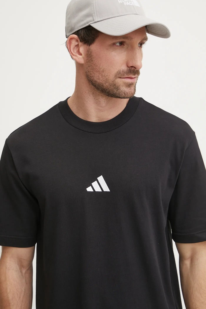 T-shirt bawełniany Essential adidas JE9024 czarny