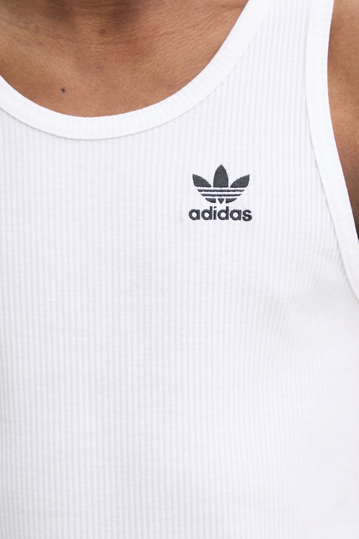 Top adidas Originals Essential IY7366 μπεζ