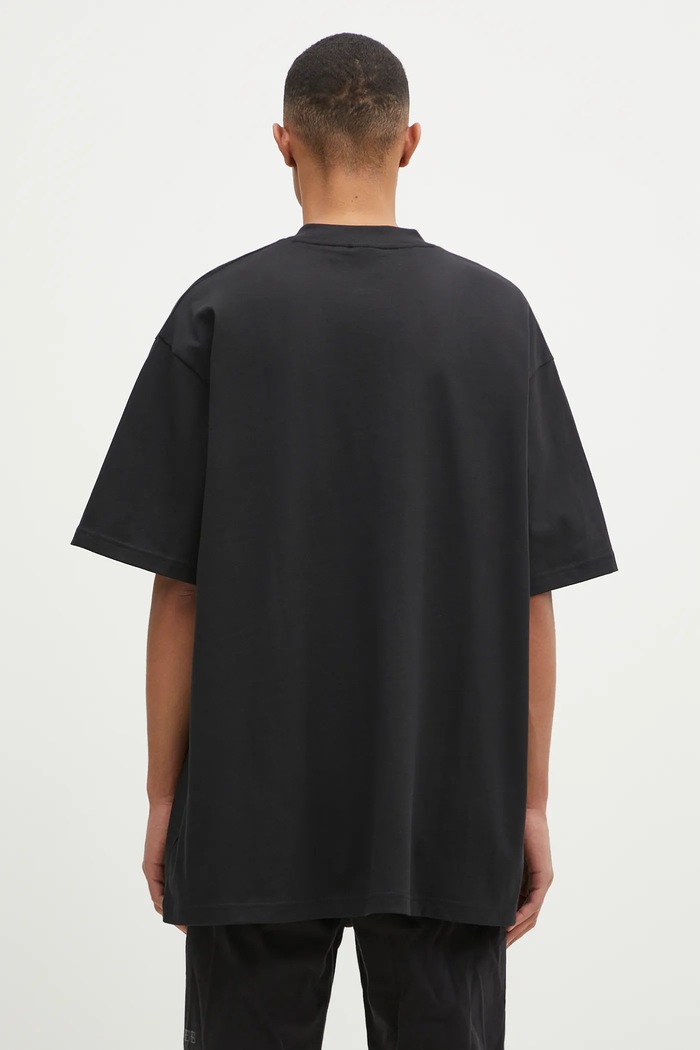Дрехи Памучна тениска adidas Originals FRONT ST TEE JD2301 черен