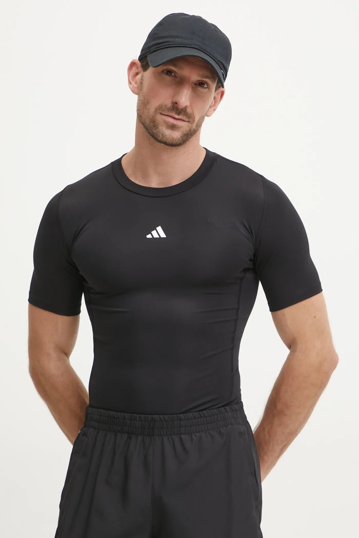 Tréninkové tričko adidas Performance Techfit černá JE6698