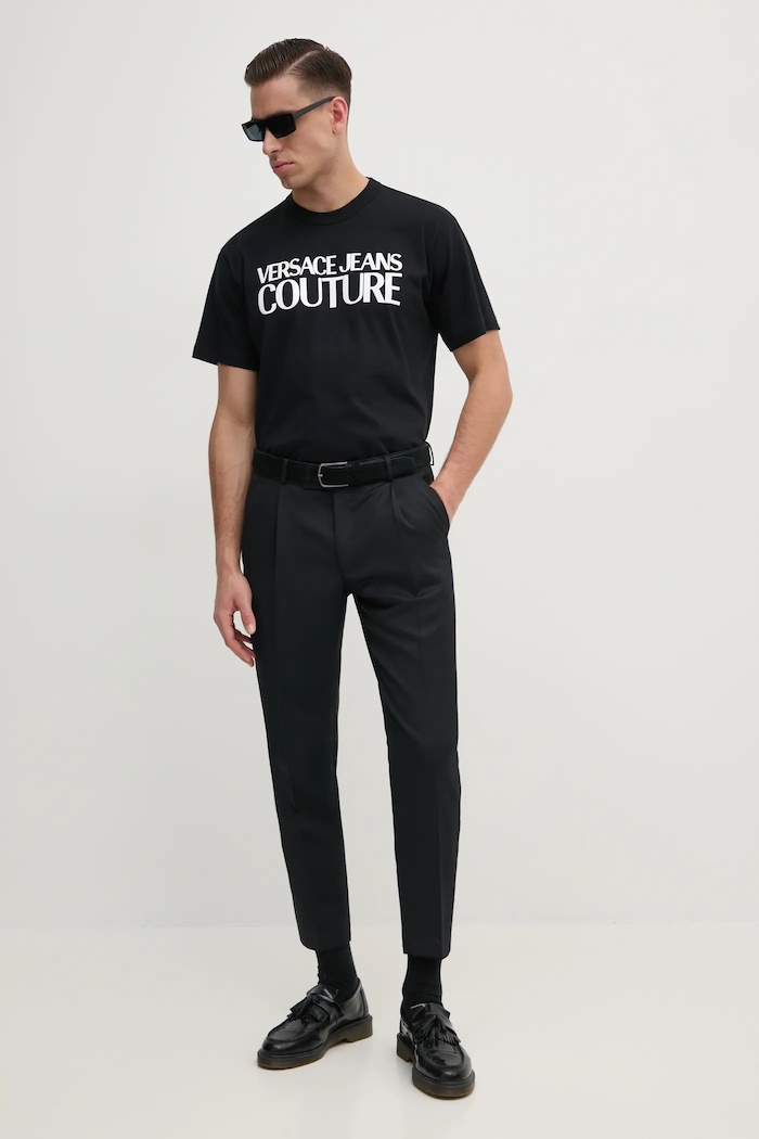 Βαμβακερό μπλουζάκι Versace Jeans Couture 78GAHE05.CJ00E μαύρο SS25