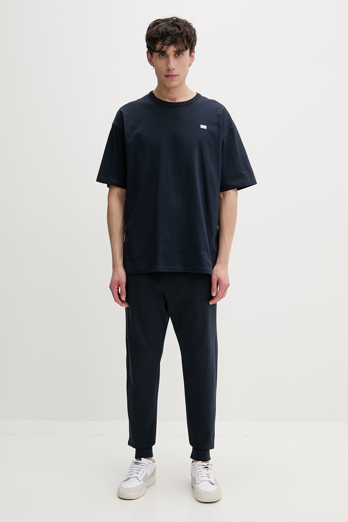 Diesel oversize kratka moška bombažna majica T-BOXT-R30 T-SHIRT A16400.0QIAM mornarsko modra SS26