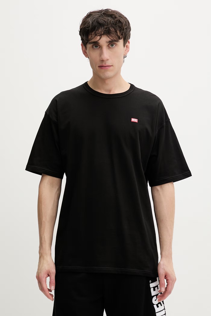 Diesel oversize kratka moška bombažna majica T-BOXT-R30 T-SHIRT črna A16400.0QIAM