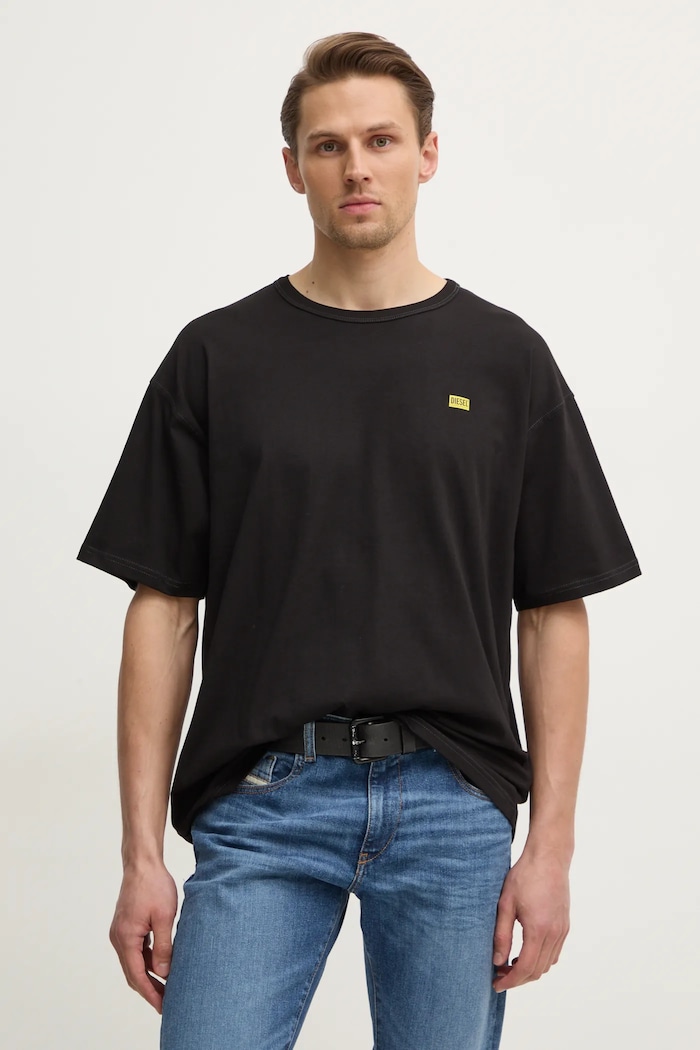 Diesel oversize tričko pánske bavlnené T-BOXT-R30 T-SHIRT jednofarebný čierna A16400.0QIAM