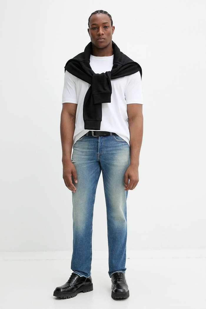 Βαμβακερό μπλουζάκι Diesel T-MADJUST-R2 T-SHIRT A16432.0SKAF λευκό SS25