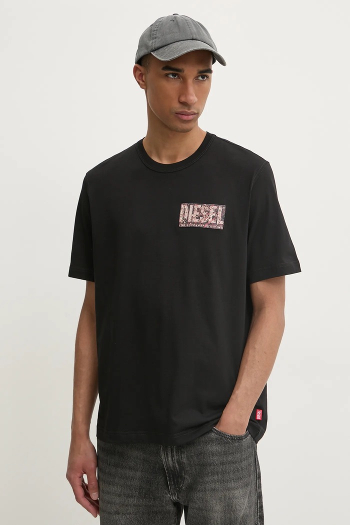 Tričko Diesel T-ADJUST-R19 T-SHIRT nášivka černá A17257.0AGRI