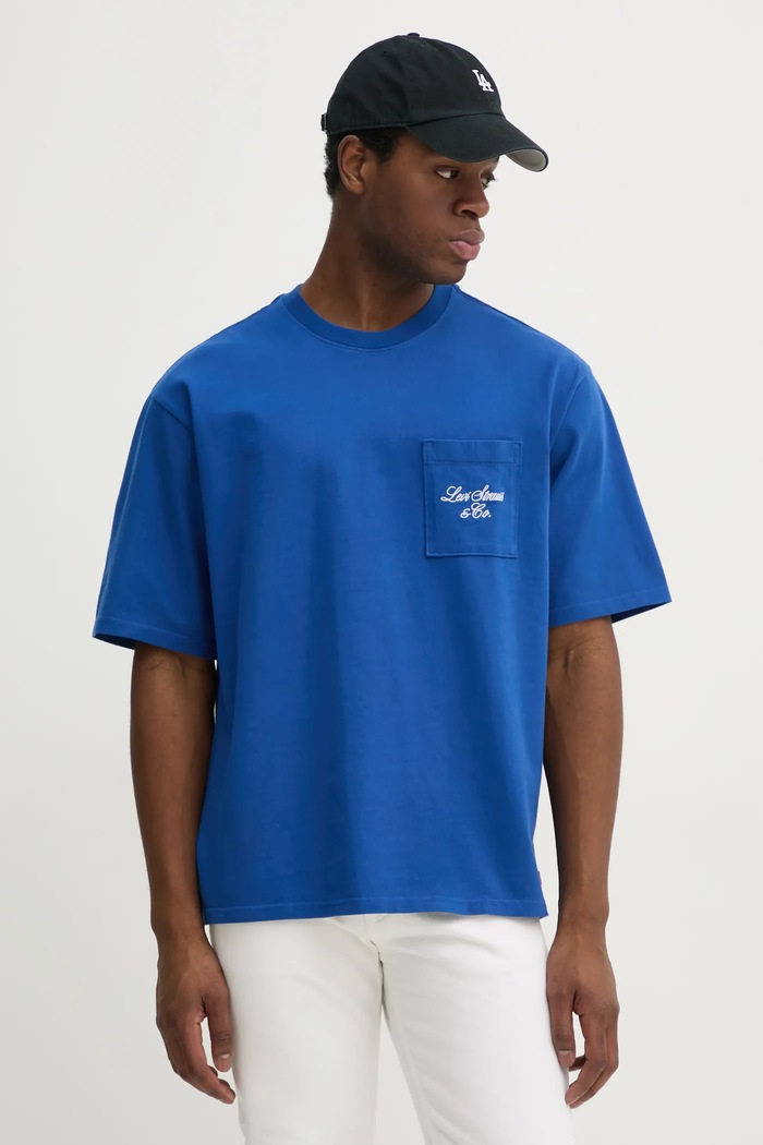 Памучна тениска Levi's HALF SLEEVE GR PCKT T щампа син 001MH