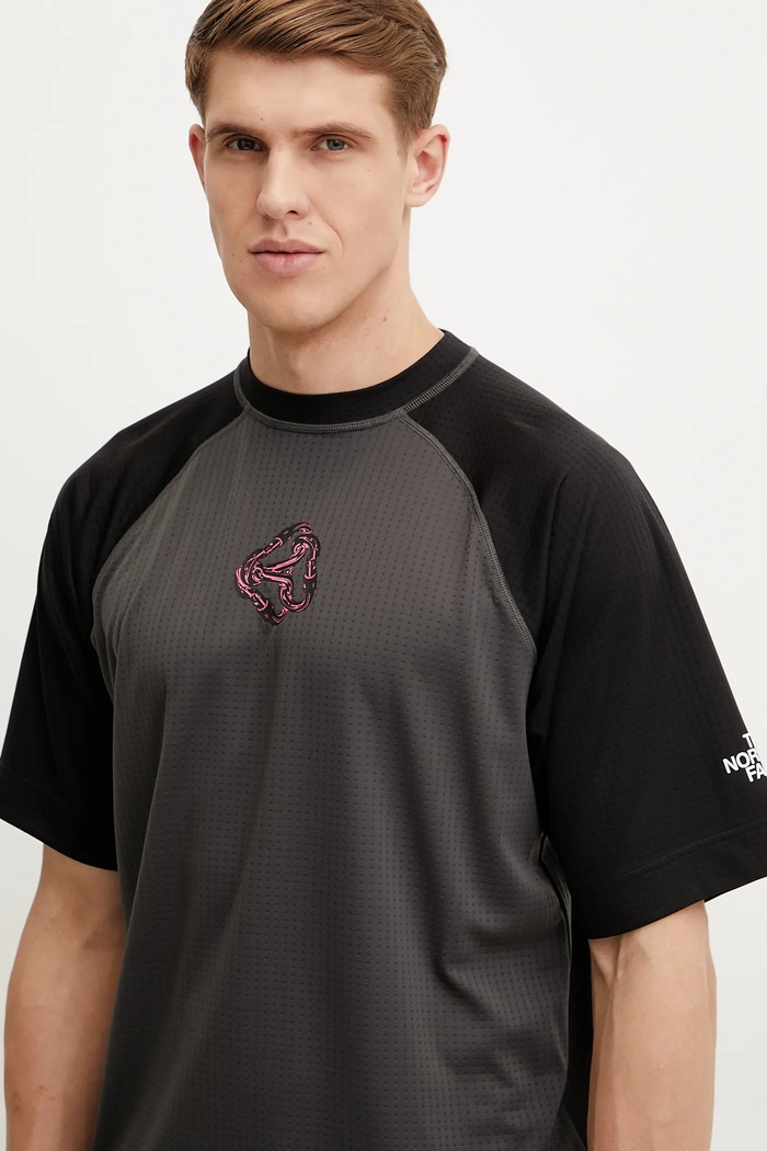 The North Face t-shirt TNF X NSE szürke NF0A8CTKMN81