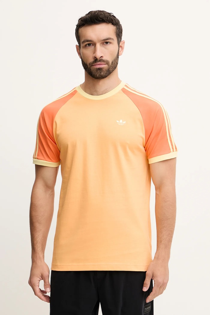 adidas Originals t-shirt bawełniany Cali Tee wzorzyste pomarańczowy KC4959