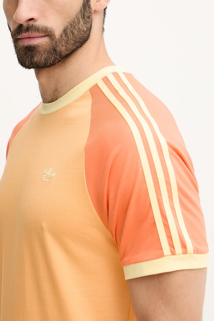 adidas Originals t-shirt bawełniany Cali Tee KC4959 pomarańczowy