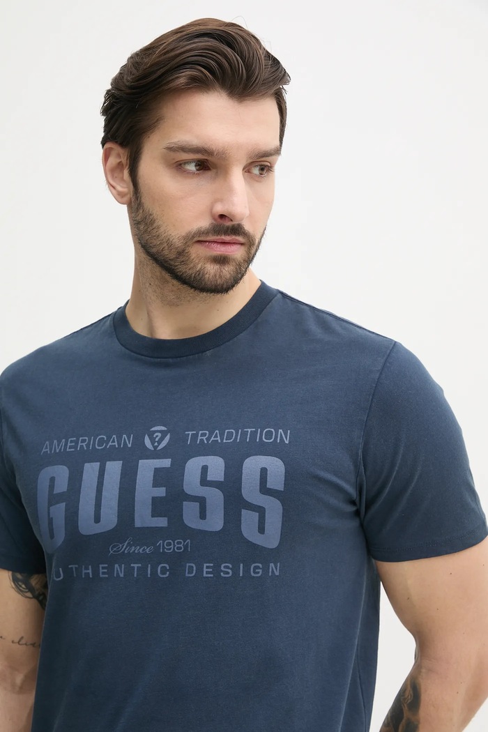 Bavlněné tričko Guess námořnická modř M5GI27.KBW41