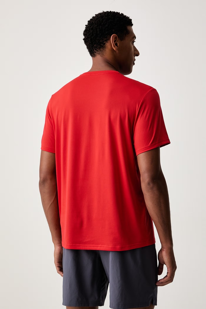Одежда Puma футболка для тренировки для мужчин Essentials Solid cat Tee 525908 красный