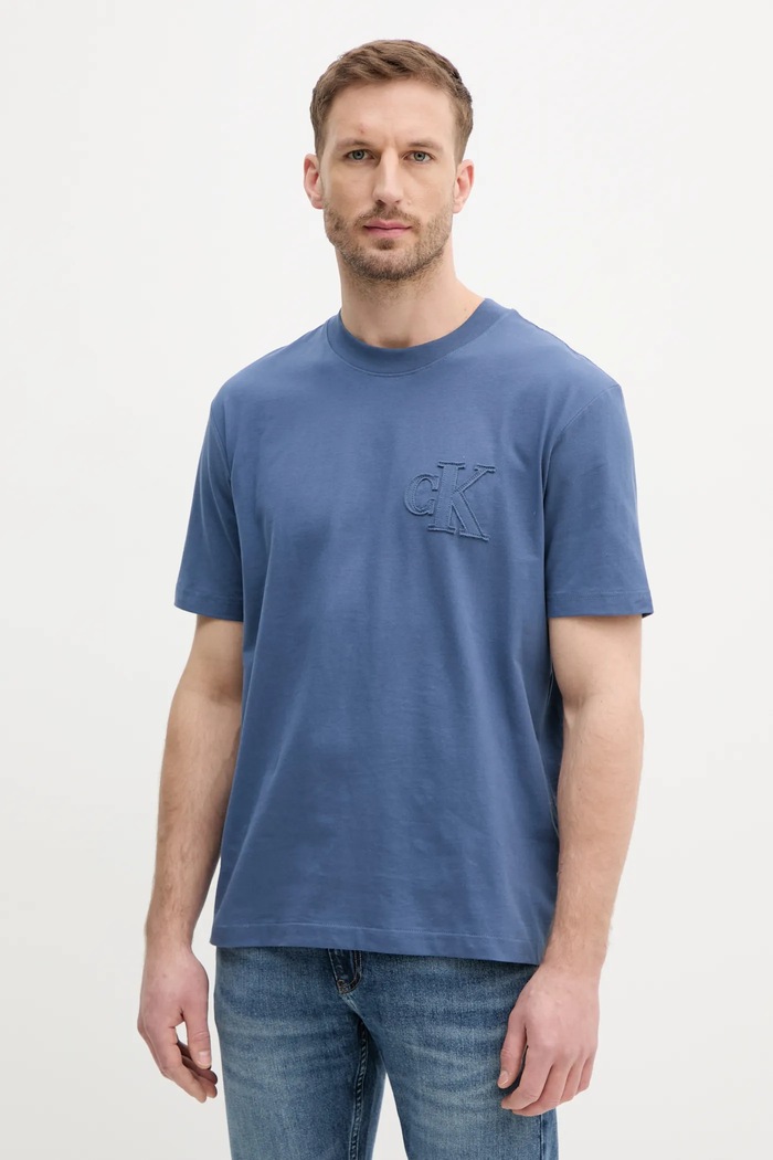 Pamučna majica Calvin Klein Jeans Planet friendly plava J30J327494