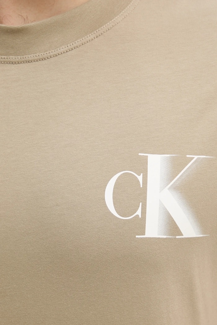 Памучна тениска Calvin Klein Jeans J30J327475 бежов