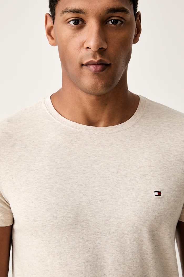 Tommy Hilfiger maglietta basic da uomo in cotone con elastan beige MW0MW10800.