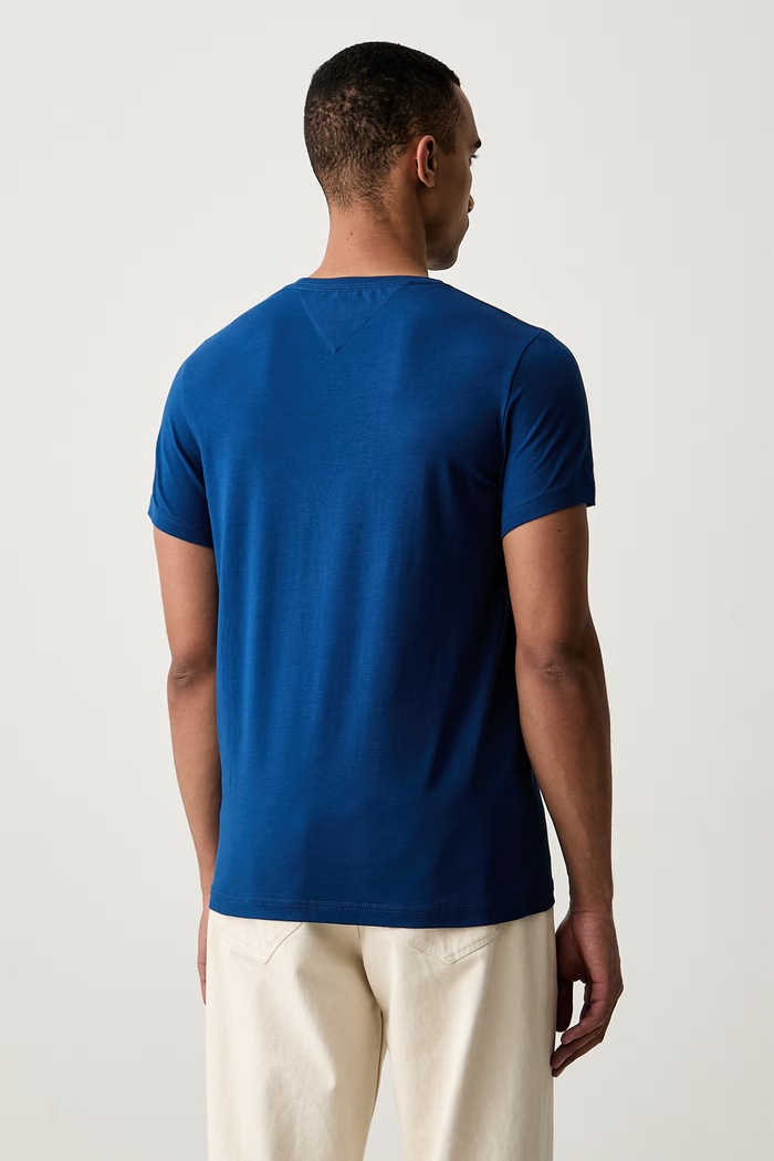 Odzież Tommy Hilfiger T-shirt basic męski bawełniany z elastanem MW0MW10800. niebieski