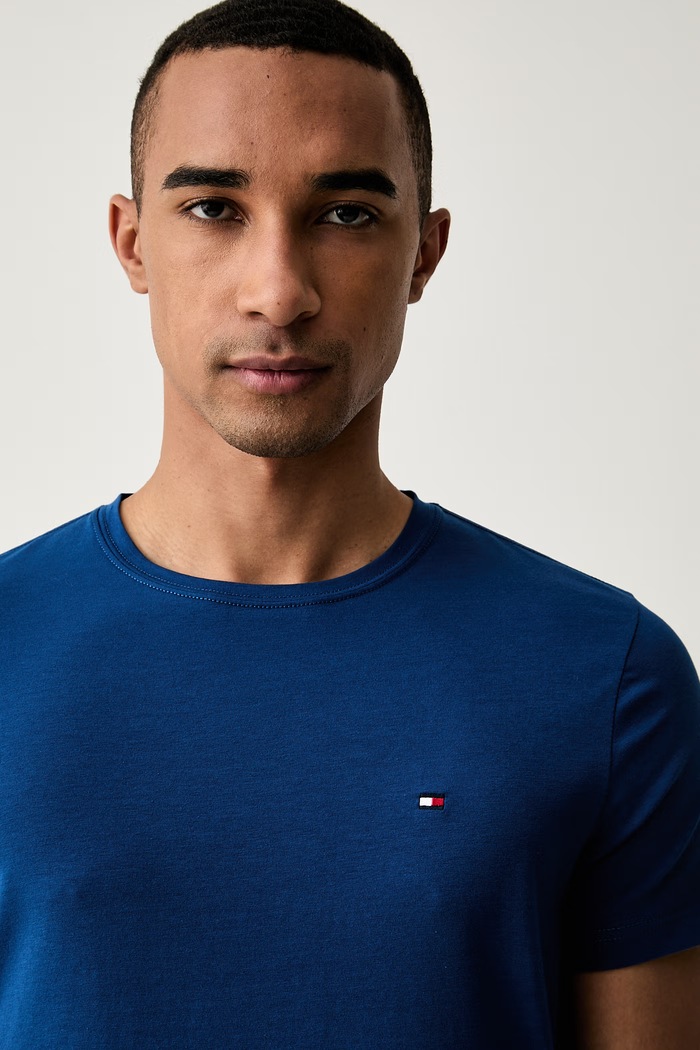 Tommy Hilfiger T-shirt basic męski bawełniany z elastanem niebieski MW0MW10800.