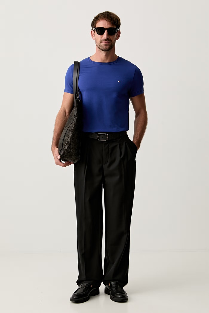 Tommy Hilfiger basic tričko pánské bavlněné s elastanem MW0MW10800. námořnická modř SS26