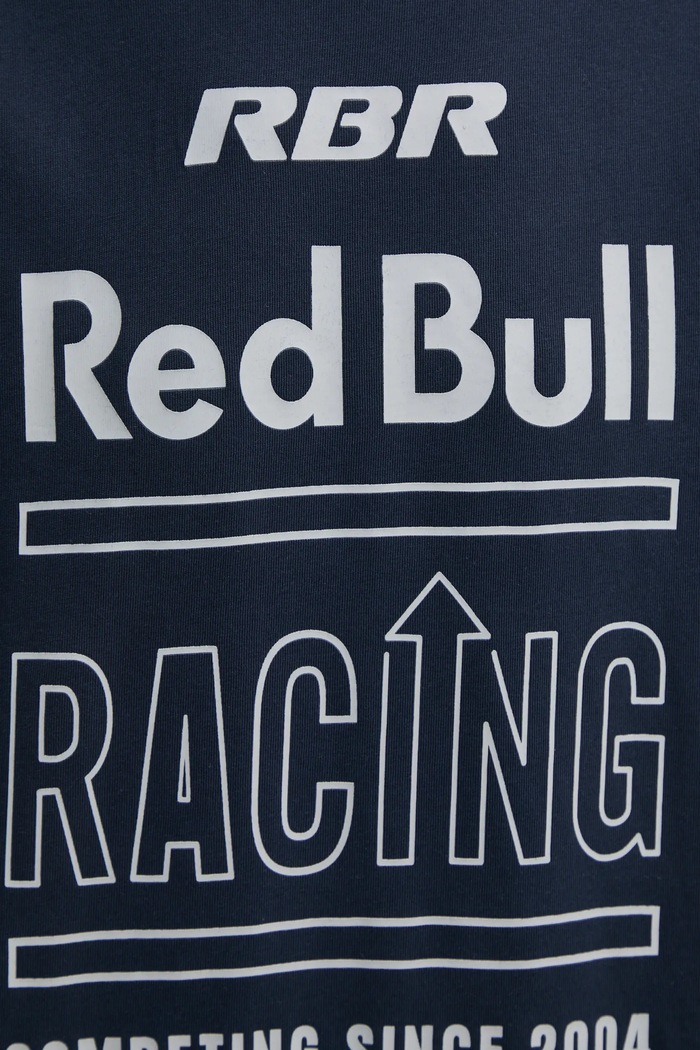 Pamučna majica Red Bull Racing x Pepe Jeans RACING HISTORY TEE RM500020 mornarsko plava